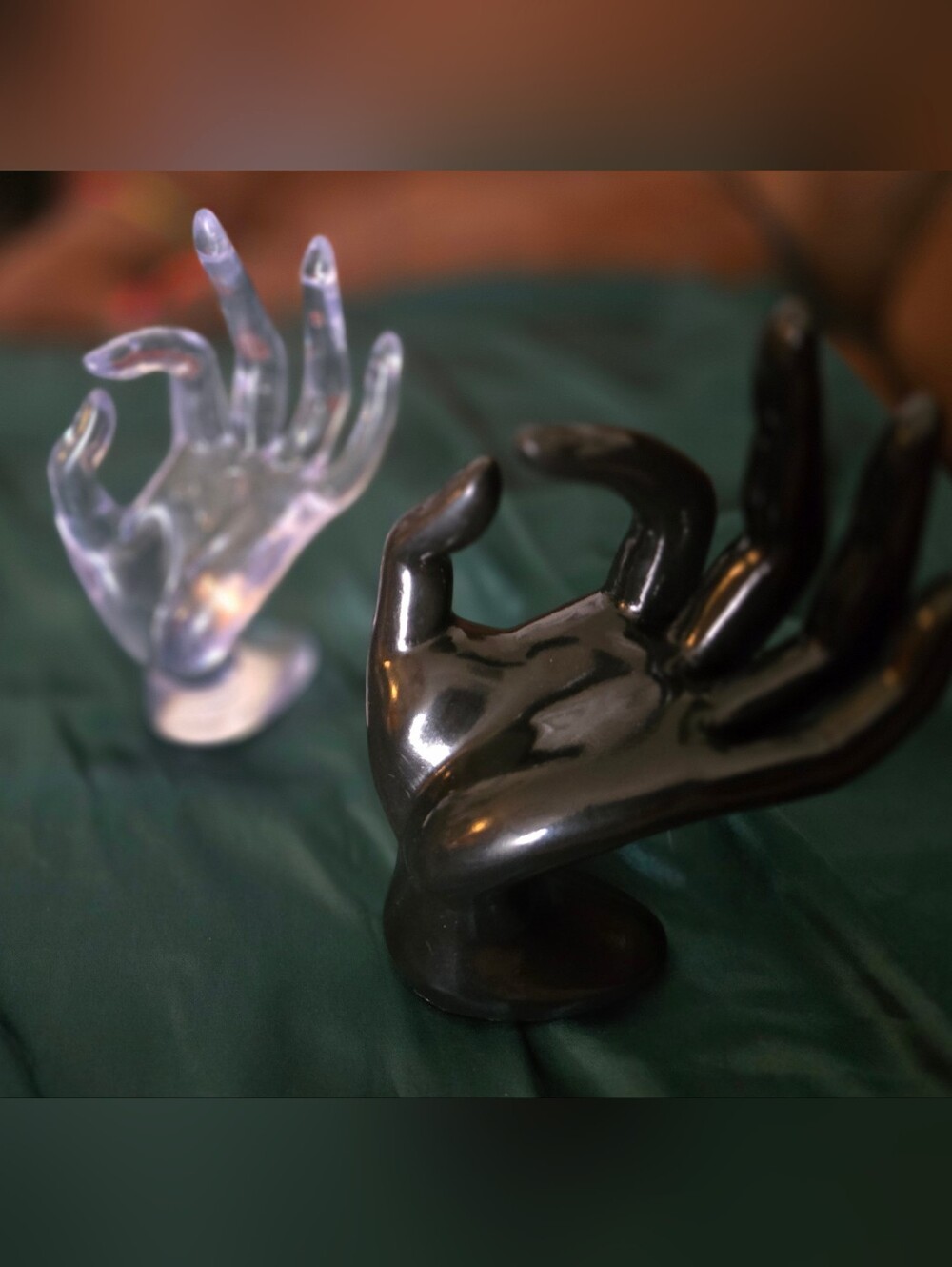 Hand-Shaped Jewelry Display Stand - Black And Clear Acrylic
